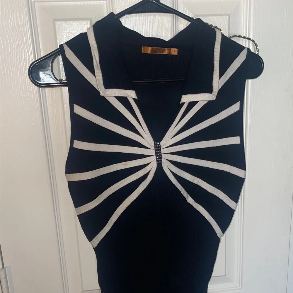 Belldini Black Top with White Starburst Design - Picture 3 of 4